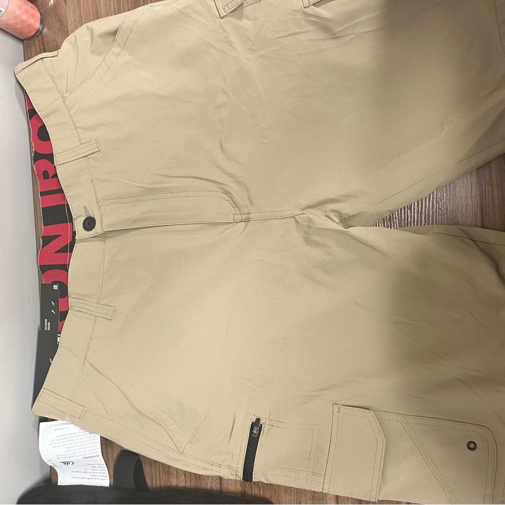 Tan Cargo Shorts with Sturdy Cotton Blend
